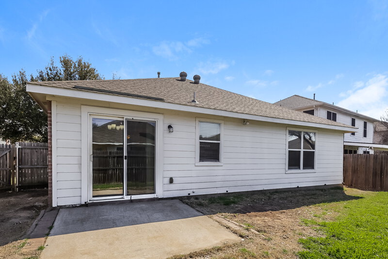 1,850/Mo, 249 Heritage Drive Crowley, TX 76036 Rear View 2