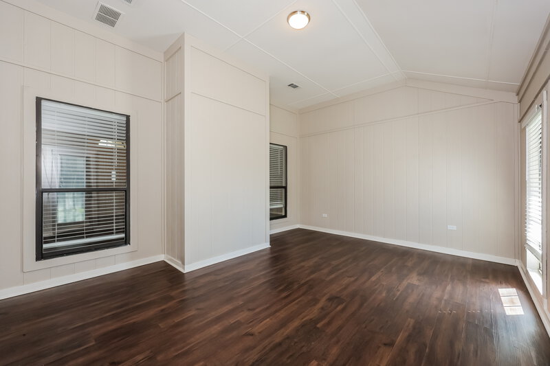 2,085/Mo, 812 Ironsides Ln Blue Mound, TX 76131 Sun Room View