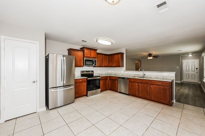 1,895/Mo, 4729 Cedar Springs Drive Fort Worth, TX 76179 Kitchen View