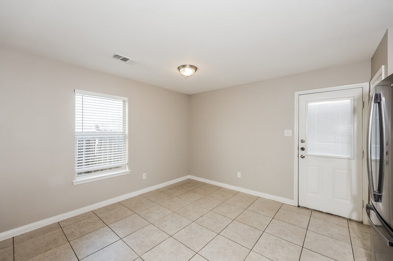 1,895/Mo, 4729 Cedar Springs Drive Fort Worth, TX 76179 Kitchen View 4