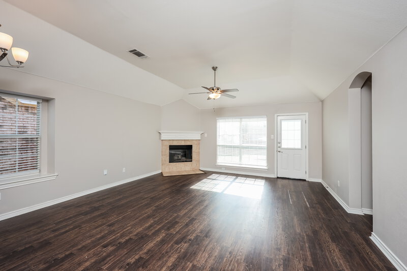 2,290/Mo, 1206 Glencoe Drive Glenn Heights, TX 75154 Misc View 3