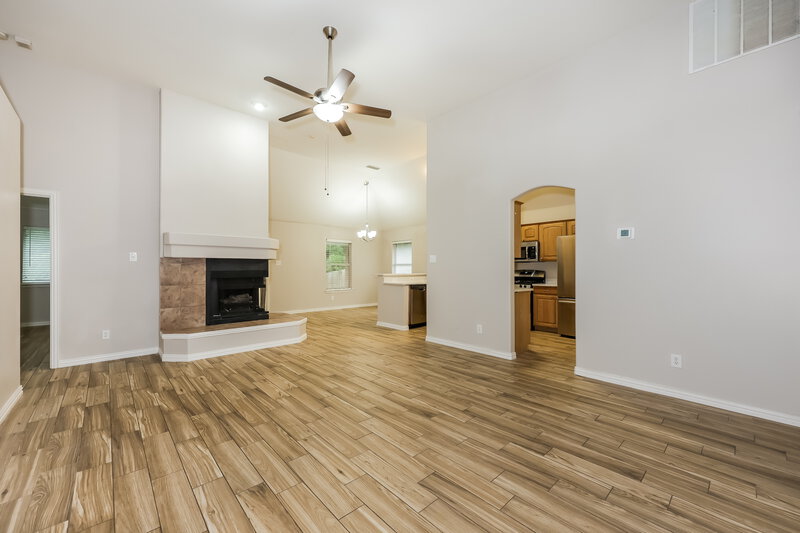 2,035/Mo, 316 Willow St Crowley, TX 76036 Living Room View