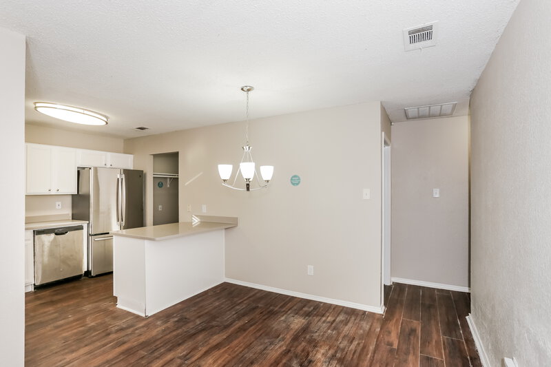 2,160/Mo, 603 Hollyberry Dr Mansfield, TX 76063 Dining Room View