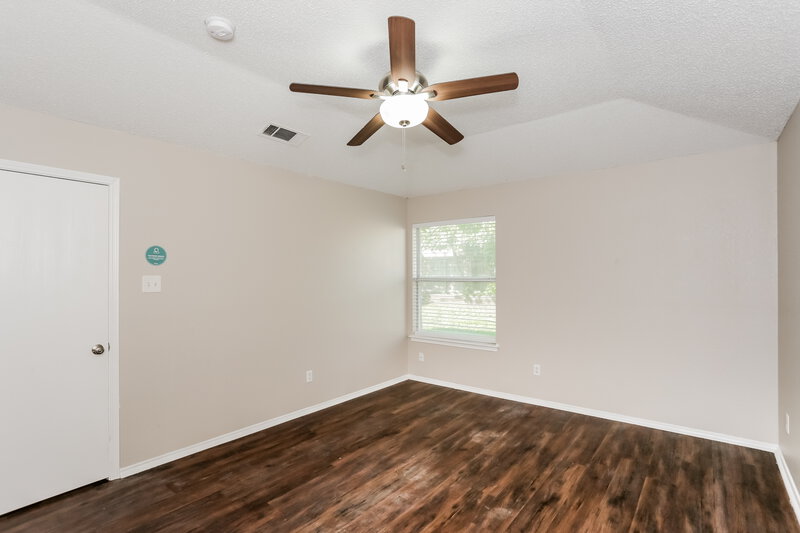 2,160/Mo, 603 Hollyberry Dr Mansfield, TX 76063 Main Bedroom View