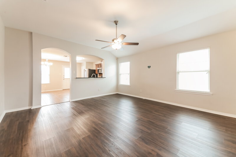 1,855/Mo, 220 Belford St N Anna, TX 75409 Living Room View 3