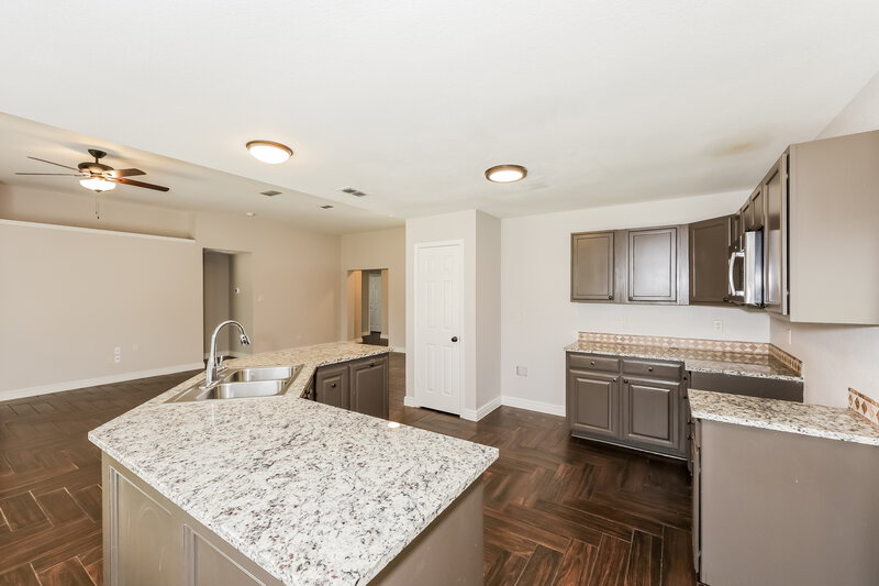 2,195/Mo, 613 Fawn Meadow Trl Kennedale, TX 76060 Kitchen View 2