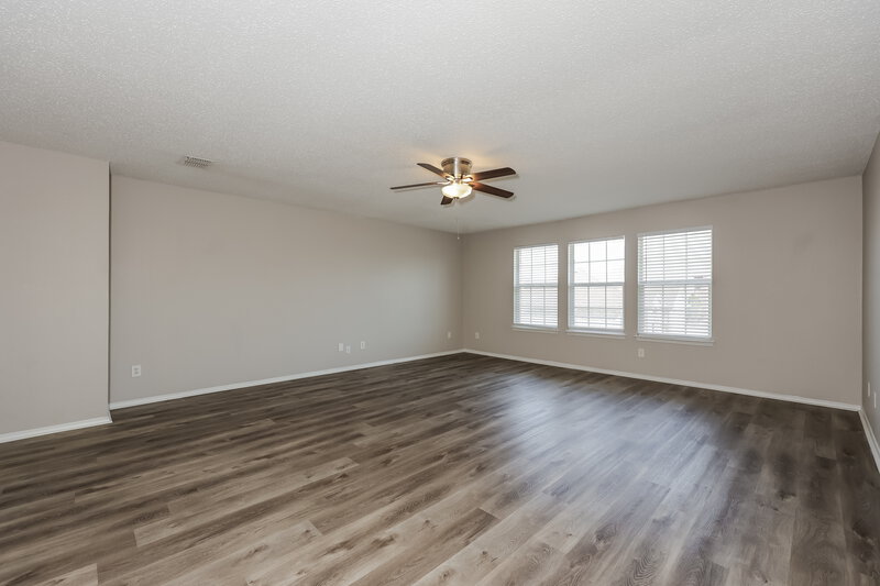 2,858/Mo, 7024 Lake Jackson Dr Arlington, TX 76002 Living Room View 3