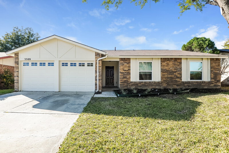 2,225/Mo, 5506 Marquette St Arlington, TX 76018 External View