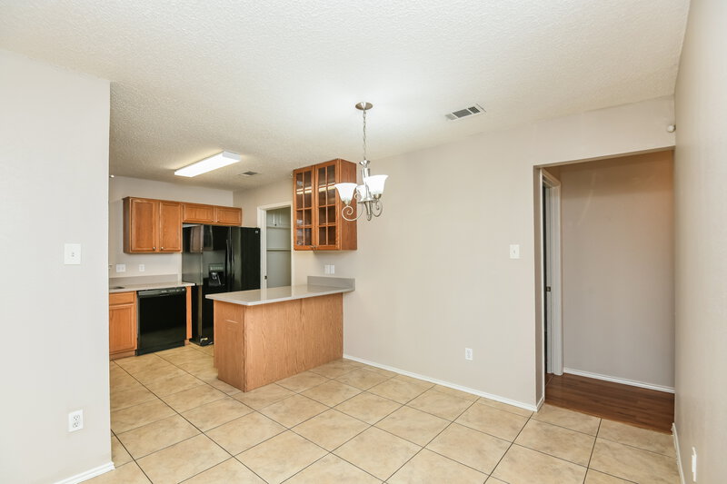 2,060/Mo, 2729 Yoakum St Fort Worth, TX 76108 Dining Room View