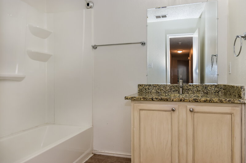 1,855/Mo, 1476 Hickory Creek Ln Rockwall, TX 75032 Bathroom View 2