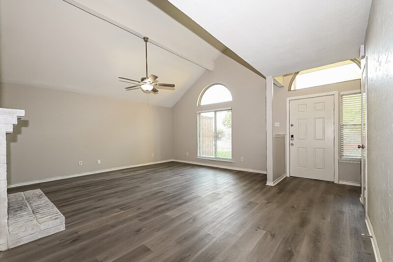 2,025/Mo, 1738 Doubletree Dr Mesquite, TX 75149 Living Room View 3