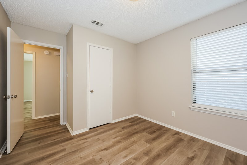 2,125/Mo, 4601 Fernwood Dr Arlington, TX 76001 Bedroom View 2
