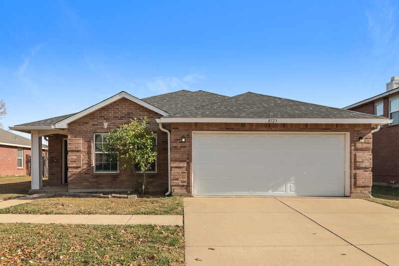 2,260/Mo, 8123 Stowe Springs Ln Arlington, TX 76002 External View
