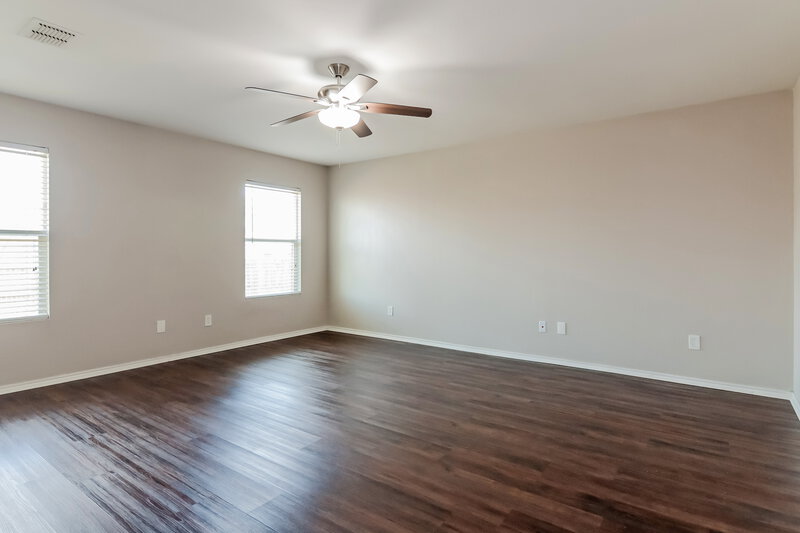 2,260/Mo, 8123 Stowe Springs Ln Arlington, TX 76002 Main Bedroom View