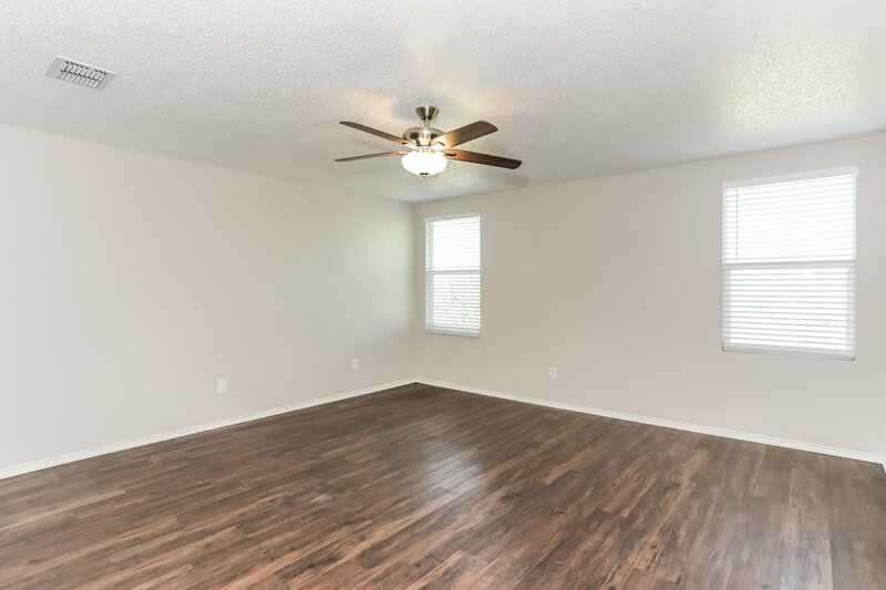 2,440/Mo, 3528 Quannah Dr Grand Prairie, TX 75052 Main Bedroom View