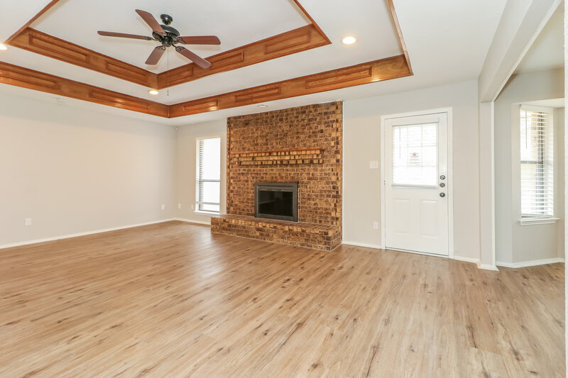 2,160/Mo, 5118 El Rancho Ct Arlington, TX 76017 Living Room View