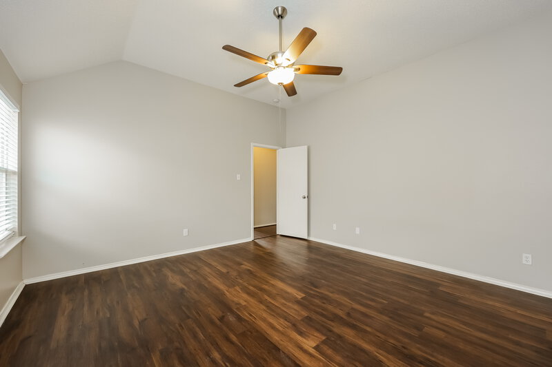 1,890/Mo, 2133 Acorn Grove Mesquite, TX 75181 Main Bedroom View 2