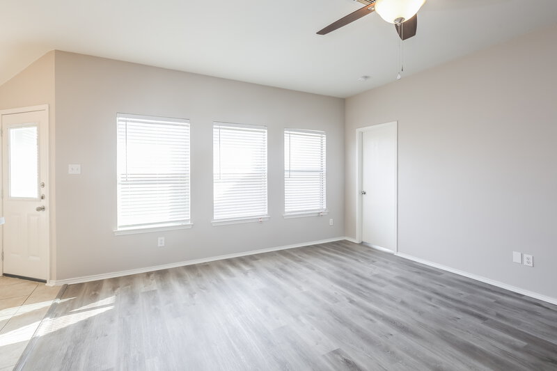 2,215/Mo, 718 Azalea Lane Cedar Hill, TX 75104 Living Room View 2