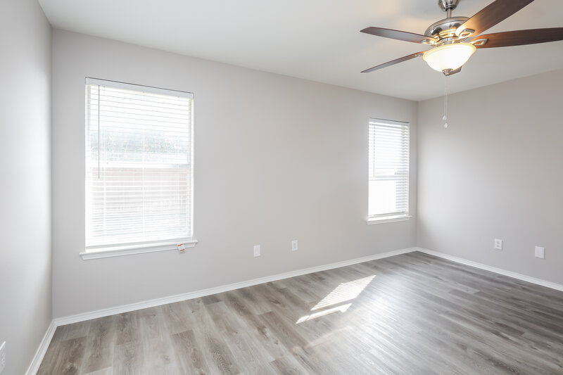 2,215/Mo, 718 Azalea Lane Cedar Hill, TX 75104 Bedroom View 3