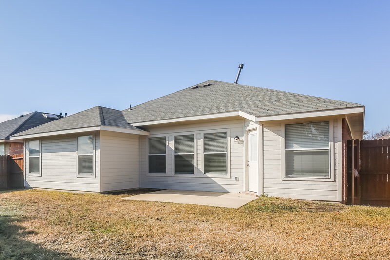 2,215/Mo, 718 Azalea Lane Cedar Hill, TX 75104 Rear View