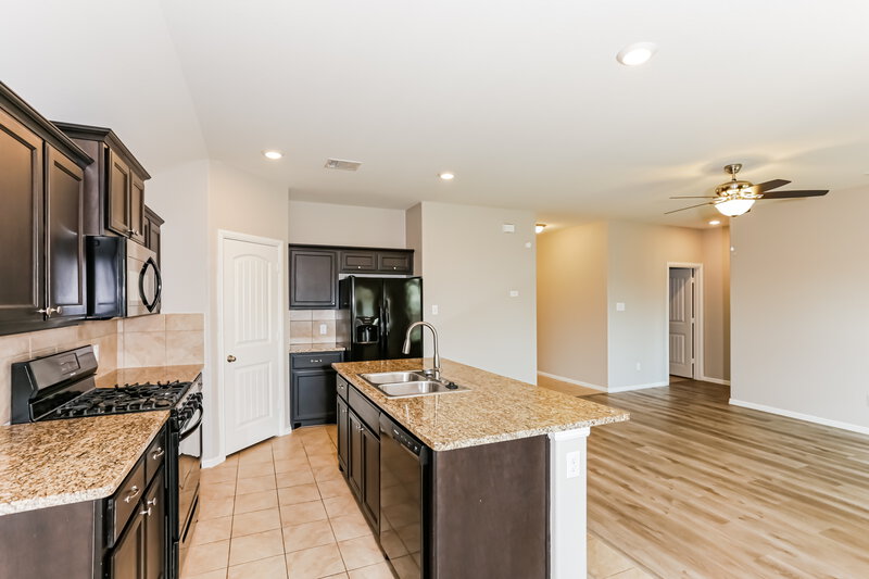 2,065/Mo, 836 Watson Way Crowley, TX 76036 Kitchen View