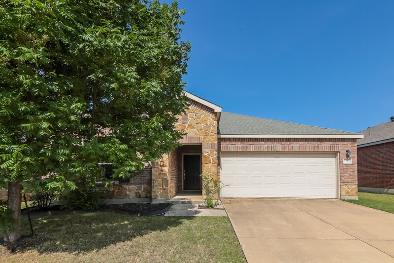 2,115/Mo, 1724 Gayla Creek Dr Little Elm, TX 75068 External View
