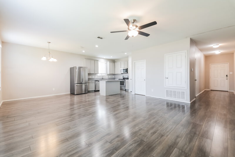 2,115/Mo, 1724 Gayla Creek Dr Little Elm, TX 75068 Living Room View 3