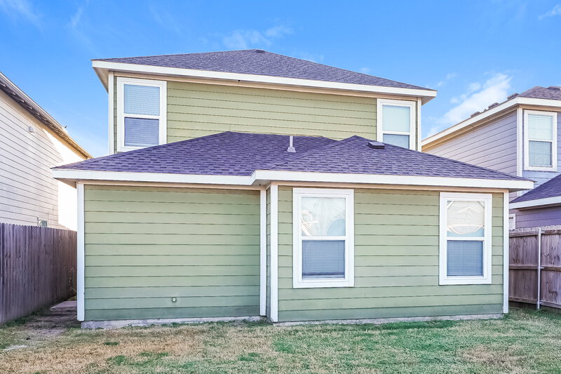 1,845/Mo, 10540 Wild Oak Dr Fort Worth, TX 76140 Rear View