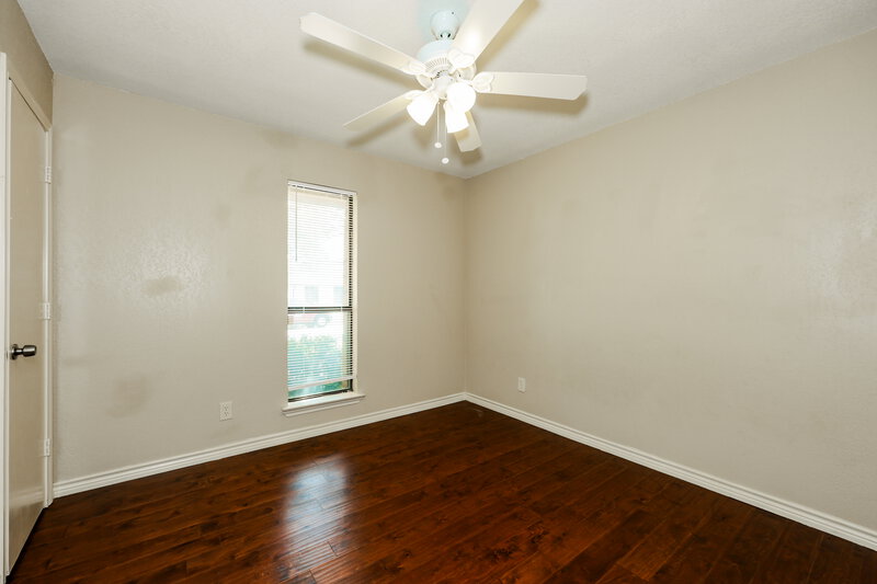 2,450/Mo, 904 Fairfield Ln Flower Mound, TX 75028 Bedroom View 2