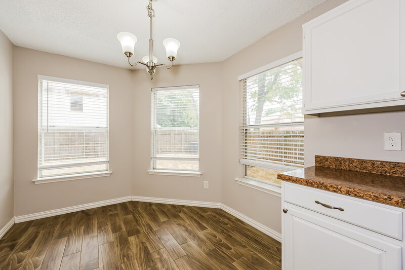 2,205/Mo, 8500 Charleston Avenue Fort Worth, TX 76123 Dining Room View