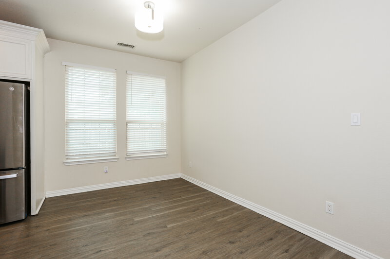2,430/Mo, 1314 Roan Dr Lancaster, TX 75134 Dining Room View