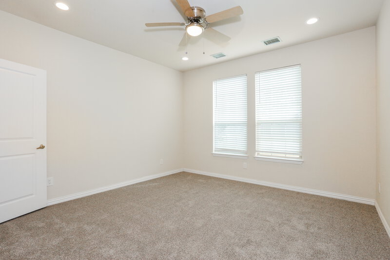 2,430/Mo, 1314 Roan Dr Lancaster, TX 75134 Main Bedroom View