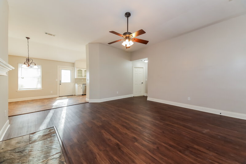 1,965/Mo, 423 Trout St Rockwall, TX 75032 Living Room View 2
