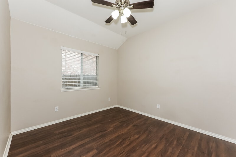 2,605/Mo, 1016 Winding Creek Drive Cedar Hill, TX 75104 Bedroom View 2