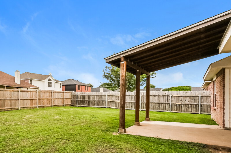 2,605/Mo, 1016 Winding Creek Drive Cedar Hill, TX 75104 Rear View