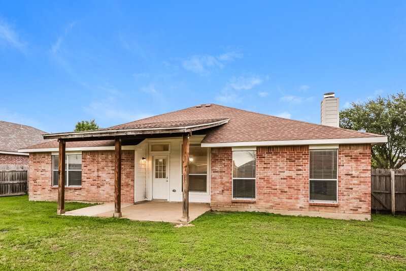 2,605/Mo, 1016 Winding Creek Drive Cedar Hill, TX 75104 Rear View 2