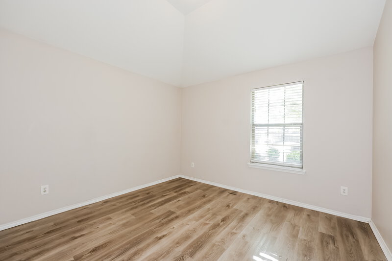 1,930/Mo, 1357 Illinois Ave Lancaster, TX 75134 Bedroom View 2