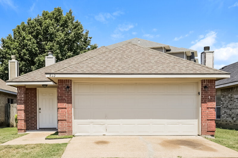 2,060/Mo, 822 Astaire Ave Duncanville, TX 75137 External View