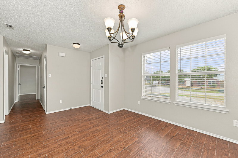 2,080/Mo, 2813 Mcintosh Court Lancaster, TX 75134 Dining Room View