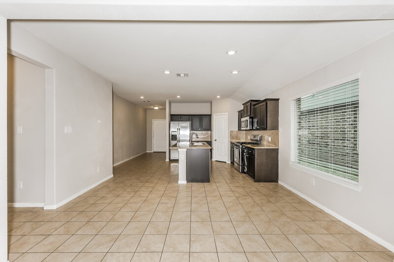 2,050/Mo, 829 Walls Blvd Crowley, TX 76036 Dining Room View