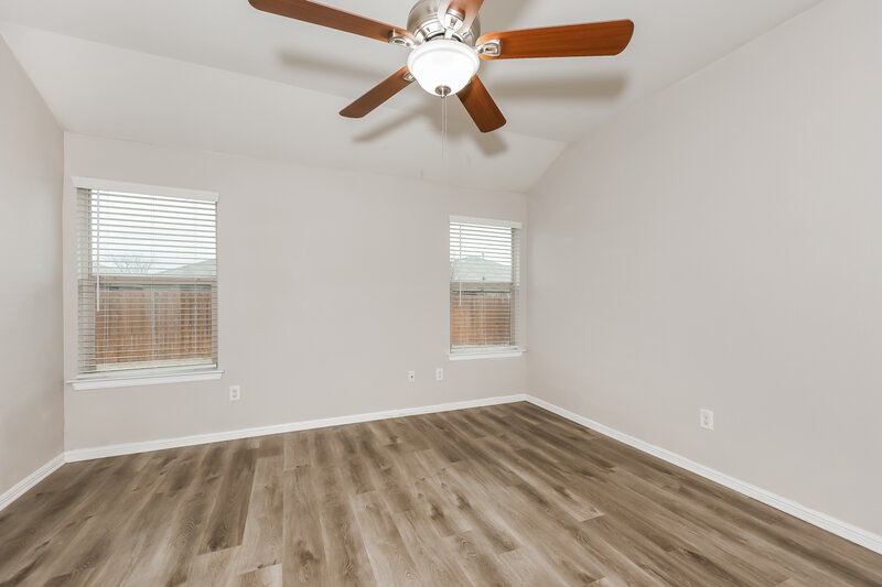 2,050/Mo, 829 Walls Blvd Crowley, TX 76036 Main Bedroom View