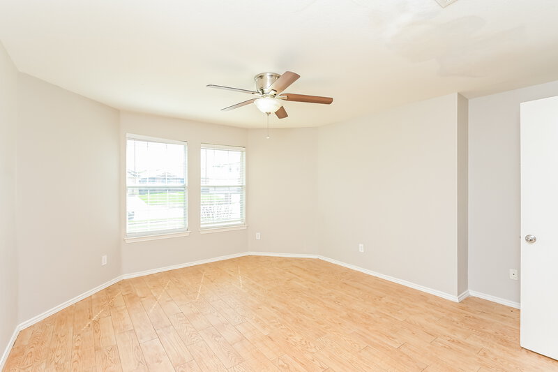 1,965/Mo, 2104 Deniro Drive Fort Worth, TX 76134 Main Bedroom View