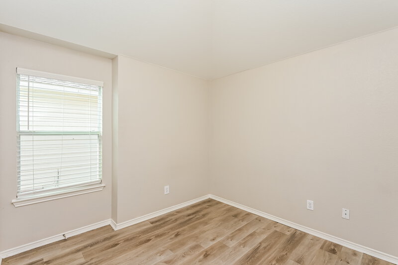 1,965/Mo, 2104 Deniro Drive Fort Worth, TX 76134 Bedroom View 2