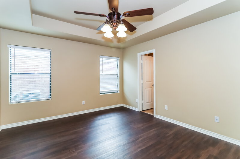 2,030/Mo, 2121 Deniro Dr Fort Worth, TX 76134 Main Bedroom View