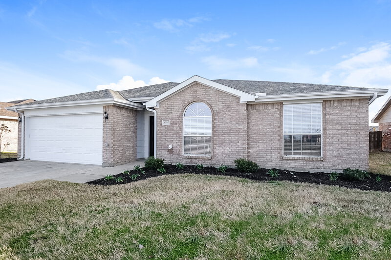 2,420/Mo, 1602 Sequoia Drive Krum, TX 76249 External View