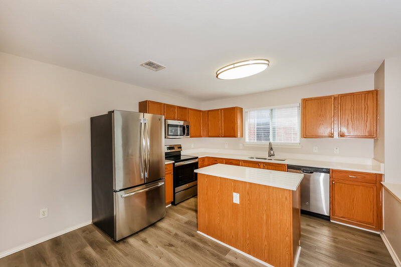 2,150/Mo, 2217 Midbury Drive Lancaster, TX 75134 Kitchen View 2