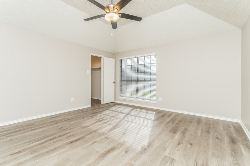 3,140/Mo, 1025 Meadow Creek Dr Lancaster, TX 75146 Master Bedroom View 2