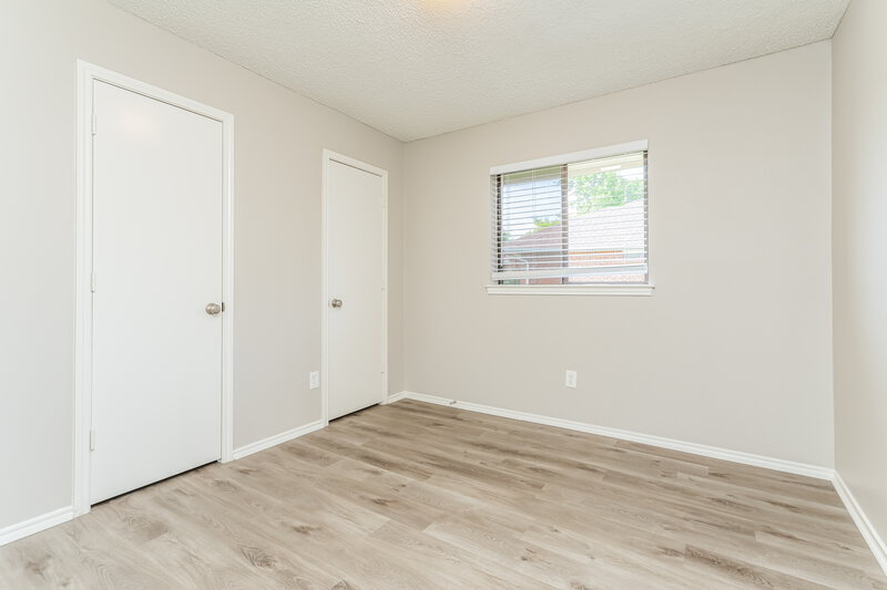 3,140/Mo, 1025 Meadow Creek Dr Lancaster, TX 75146 Bedroom View