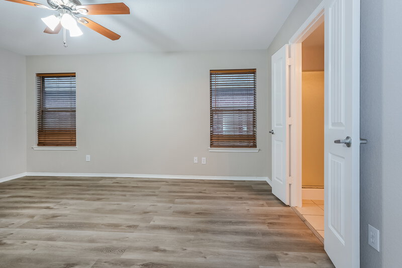 2,080/Mo, 1933 Indian Lilac Lancaster, TX 75146 Main Bedroom View