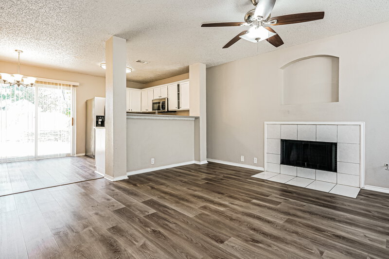 2,800/Mo, 1906 Purdue Drive Glenn Heights, TX 75154 Living Room View